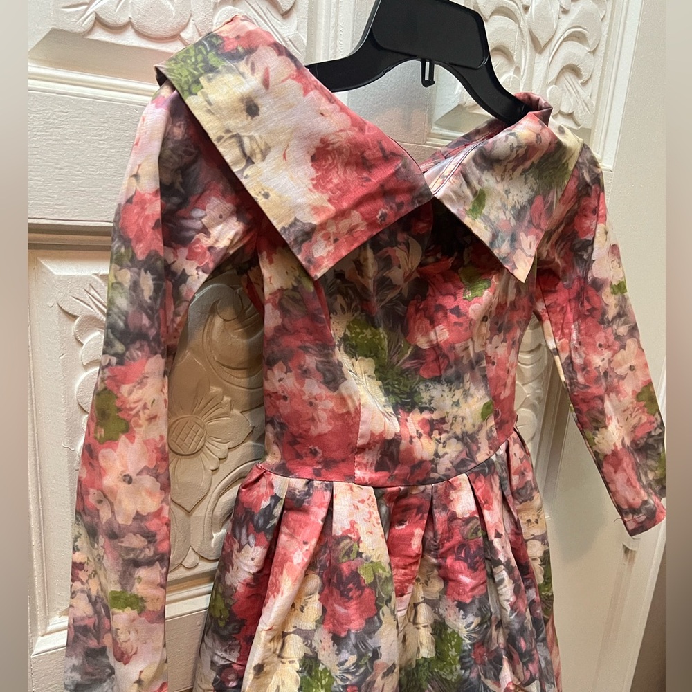Floral Dress with Collar